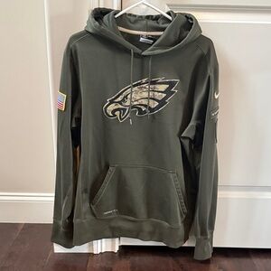 Nike Therma Fit Salute to Service Green Philadelphia Eagles Hoodie Large